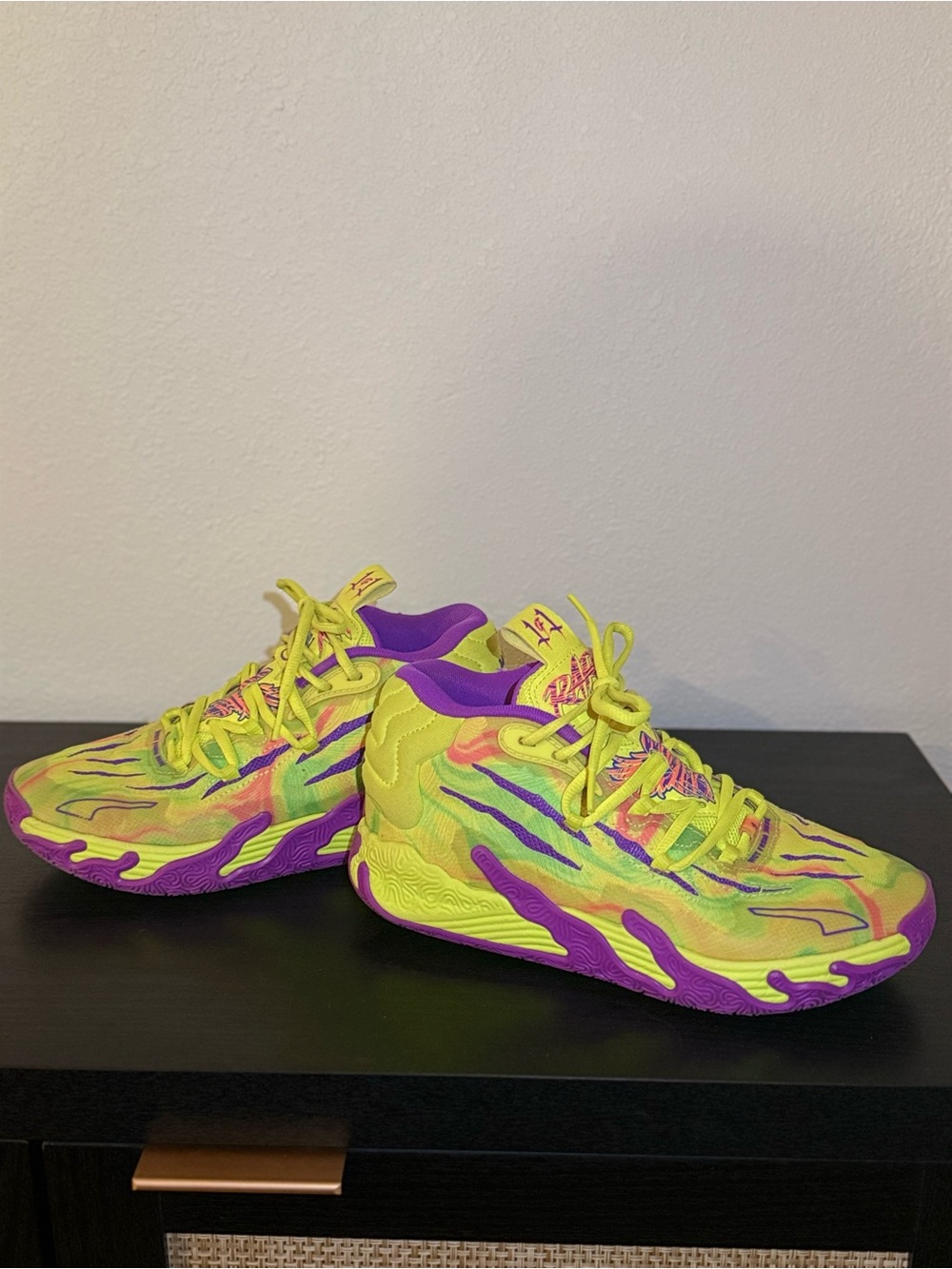 Puma MB.03 "Toxic" LaMelo Ball Basketball Shoes – Men’s 5.5 / Women’s 7i